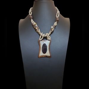 24" Vintage Beaded with Square Pendent Necklace L10